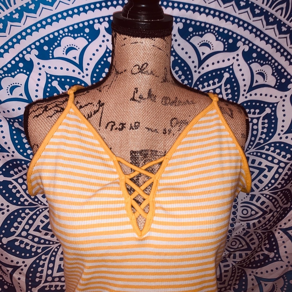 🌼AMBIANCE APPAREL STRIPPED TANKTOP🌼